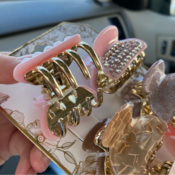 Hair Clips - Picture 4 of 6